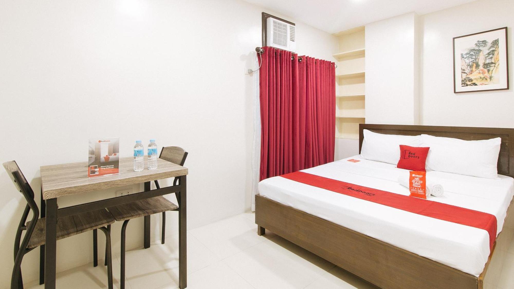 เรดดอร์ซ แอท เฟิร์นวูดการ์เดนเกซอนซิตี้ Hotel ภายนอก รูปภาพ