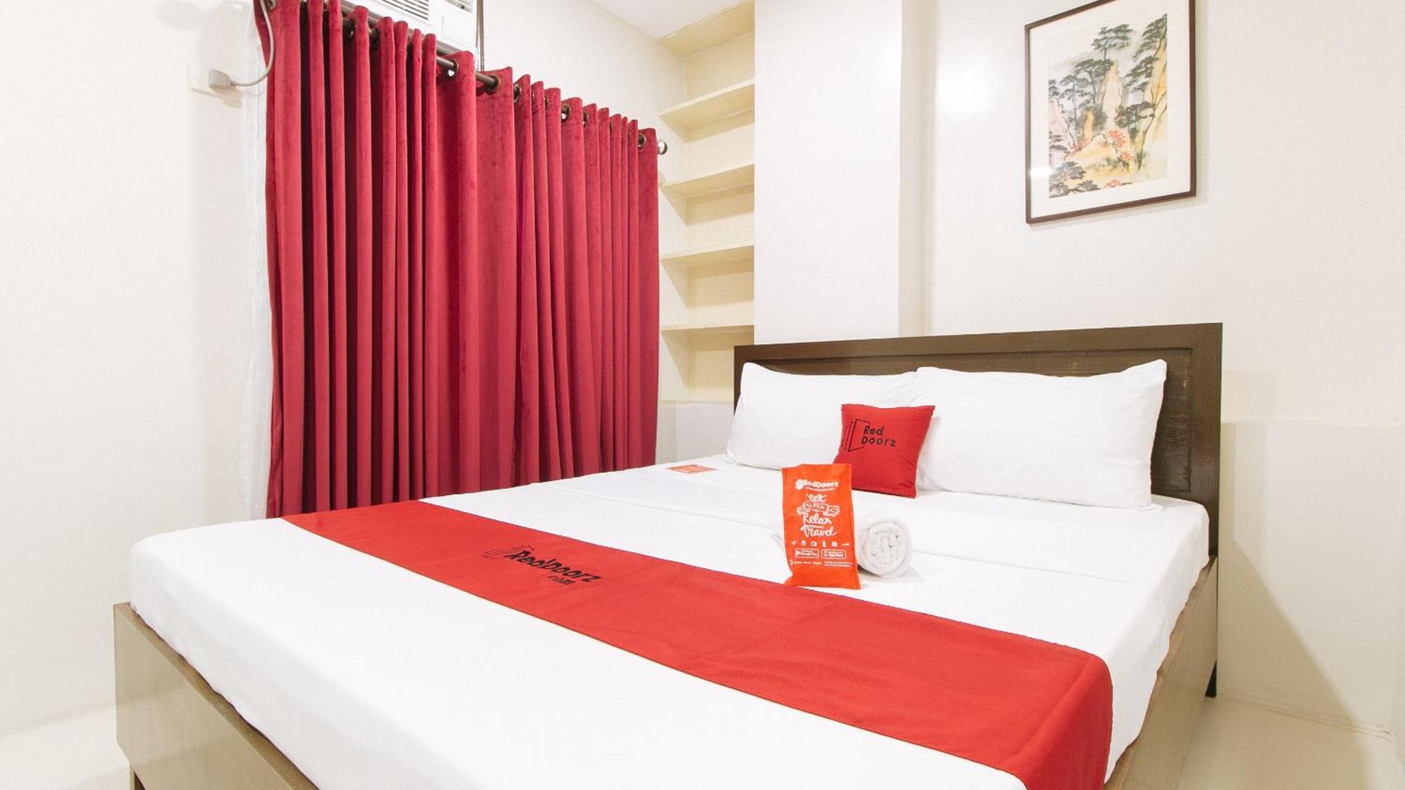 เรดดอร์ซ แอท เฟิร์นวูดการ์เดนเกซอนซิตี้ Hotel ภายนอก รูปภาพ