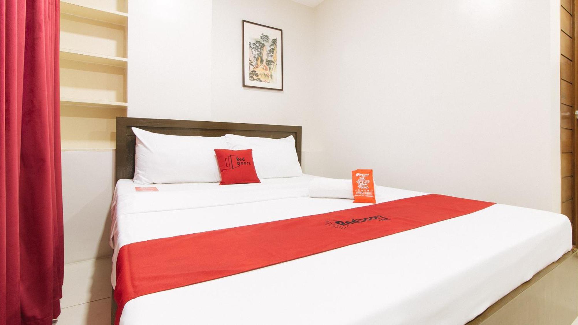 เรดดอร์ซ แอท เฟิร์นวูดการ์เดนเกซอนซิตี้ Hotel ภายนอก รูปภาพ