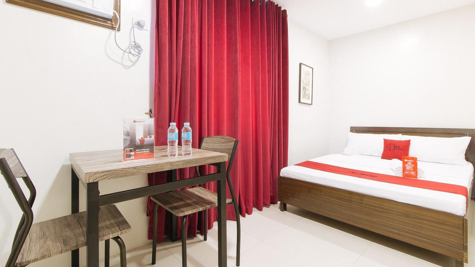 เรดดอร์ซ แอท เฟิร์นวูดการ์เดนเกซอนซิตี้ Hotel ภายนอก รูปภาพ