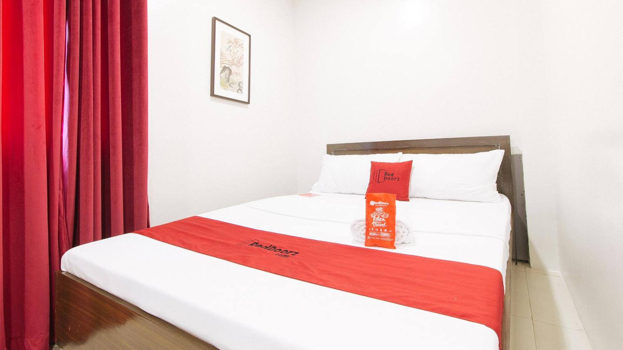เรดดอร์ซ แอท เฟิร์นวูดการ์เดนเกซอนซิตี้ Hotel ภายนอก รูปภาพ