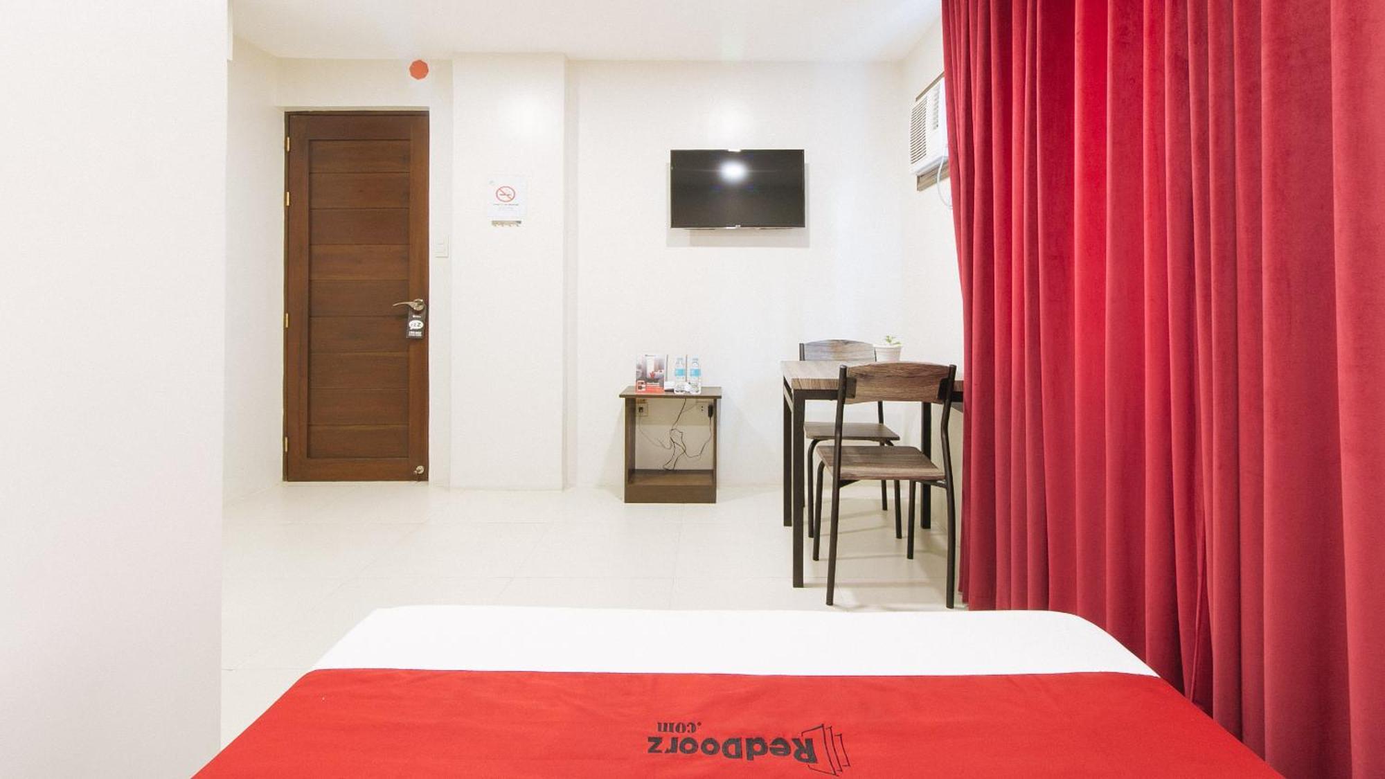 เรดดอร์ซ แอท เฟิร์นวูดการ์เดนเกซอนซิตี้ Hotel ภายนอก รูปภาพ