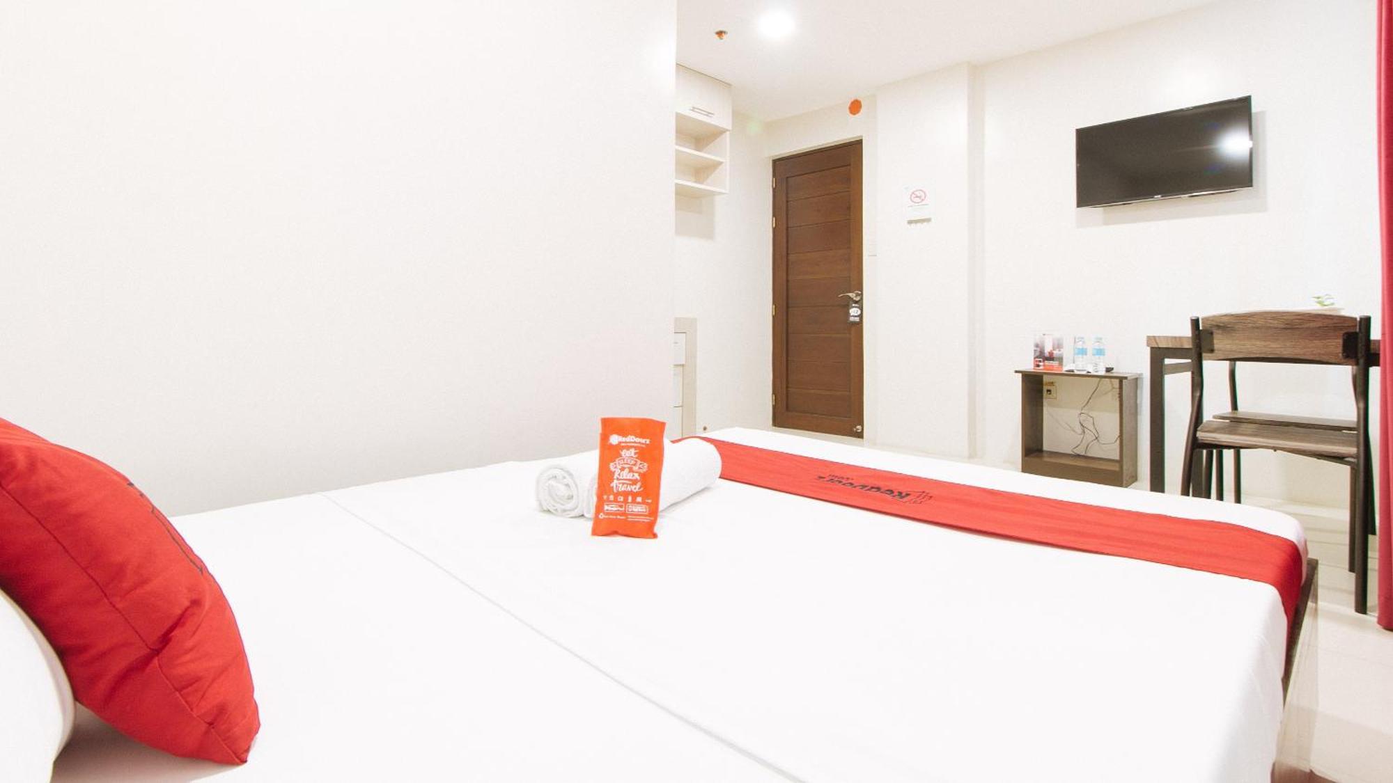 เรดดอร์ซ แอท เฟิร์นวูดการ์เดนเกซอนซิตี้ Hotel ภายนอก รูปภาพ